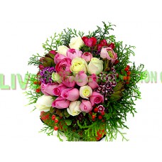ARS007 - 婚禮花球, 12支粉玫瑰,12支白玫瑰配洋牡丹